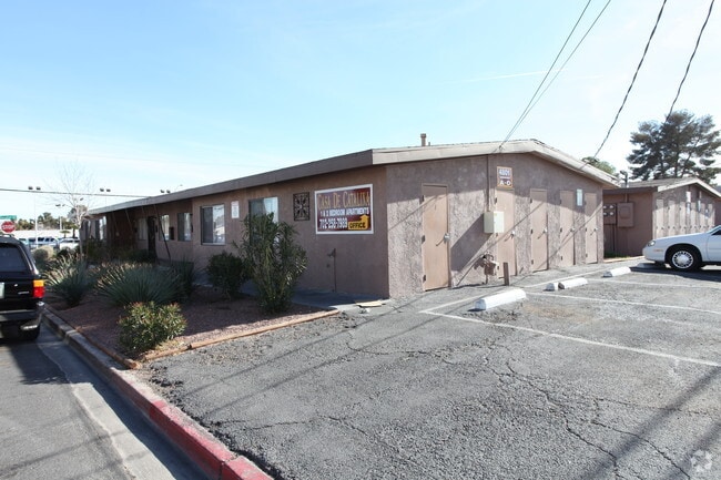 Primary Photo - Casa De Catalina