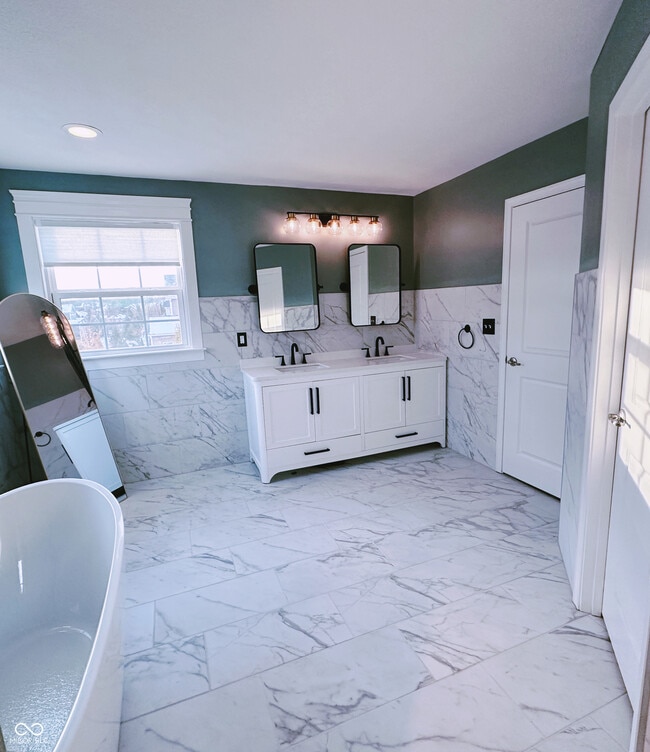 Building Photo - 14451 Integrity Ct