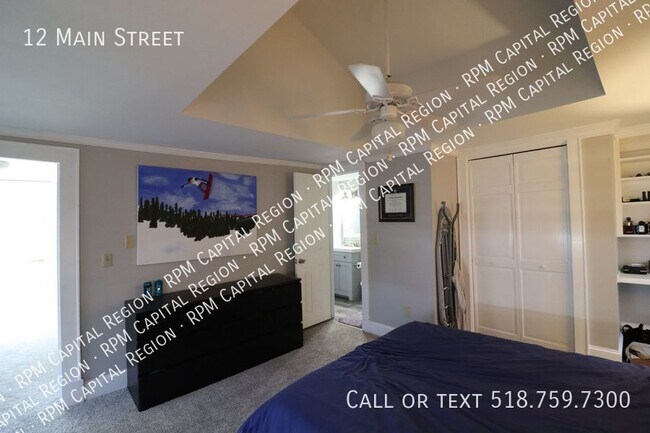 Building Photo - Historic Rexford 2 Bedroom