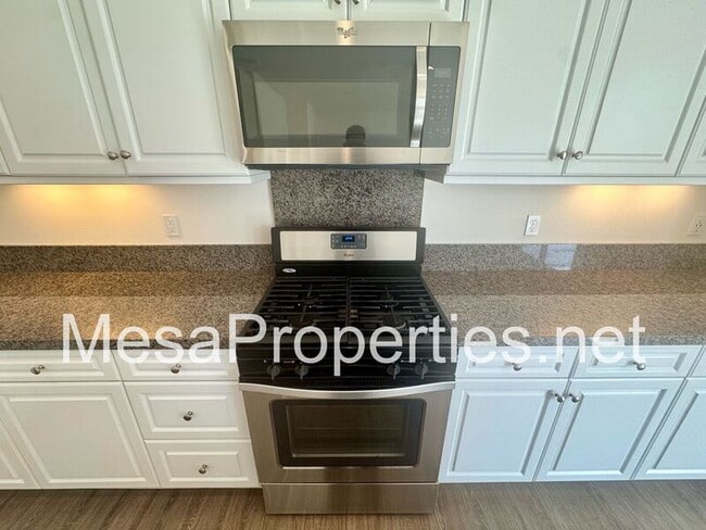 Building Photo - 3230 E Yountville Dr