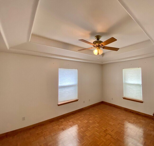 Building Photo - 4112 Blackhawk St