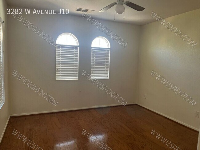Building Photo - 3282 W Ave J 10