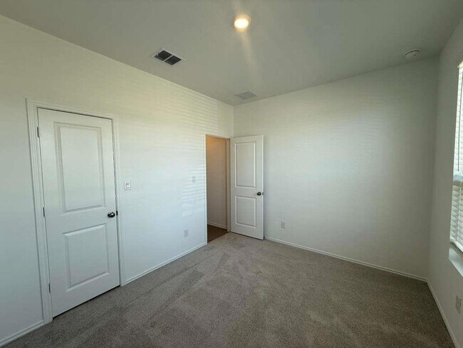 Building Photo - 228 Rodney Boat Rd
