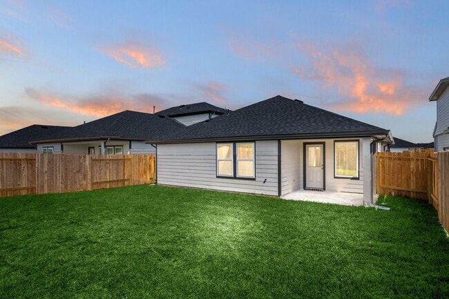 Building Photo - 31019 Delamere Turn Trial