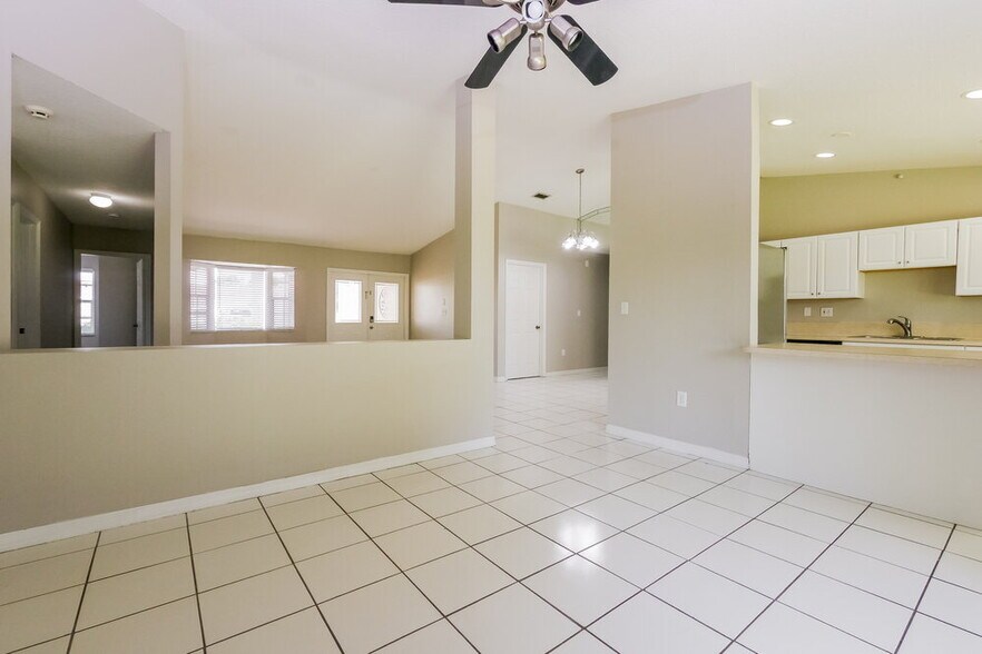 Building Photo - 14730 SW 176th St