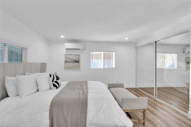 Building Photo - 2697 Merced St