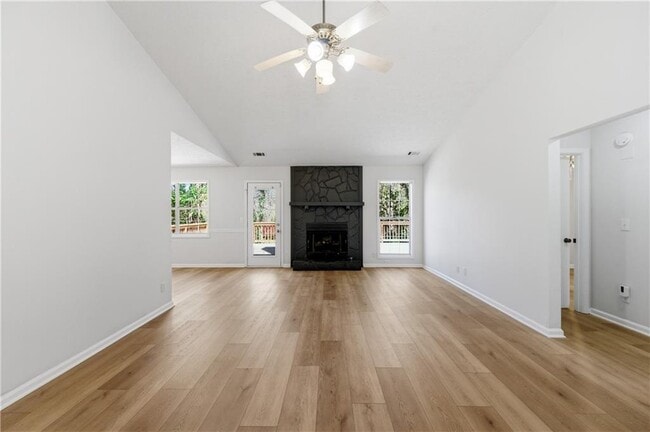 Building Photo - 201 Colony Springs Dr