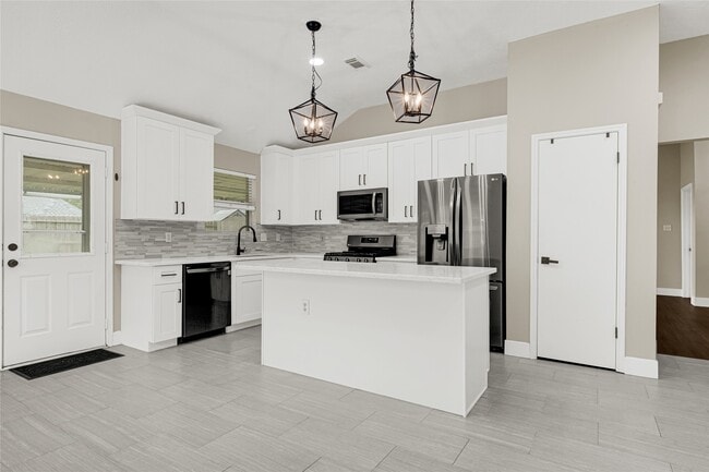 Building Photo - 16111 Blue Mesa Ridge Dr