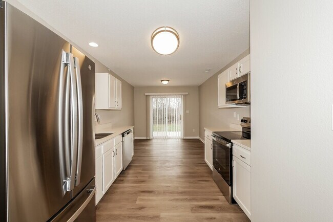 Building Photo - 11628 High Grass Dr