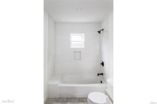 Building Photo - 2 br, 1 bath House - 3020 Wellington Rd