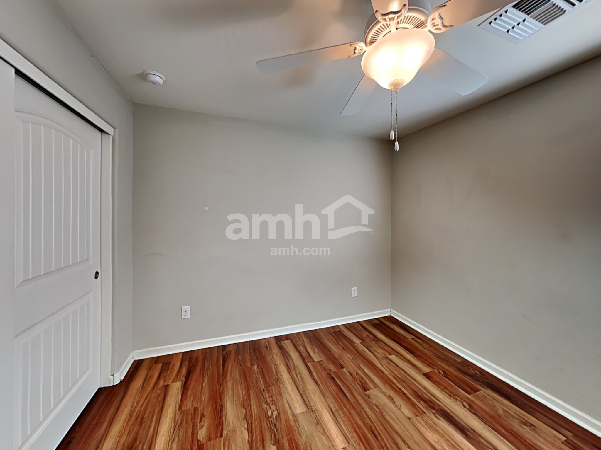 Building Photo - 20727 W Stone Hill Rd