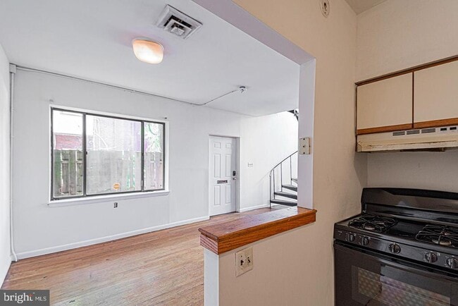 Building Photo - 4118 Baltimore Ave