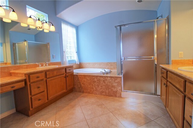 Building Photo - 23952 4 Corners Ct