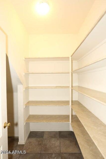 Building Photo - 7931 W Rose Garden Ln