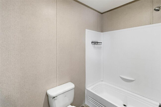 Building Photo - 5670 E Austin St