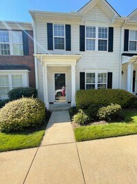 Building Photo - Hadley Commons 2 Bedroom 2.5 Bath Townhome Minutes from Bridgeway Station !! $500 off the First M...