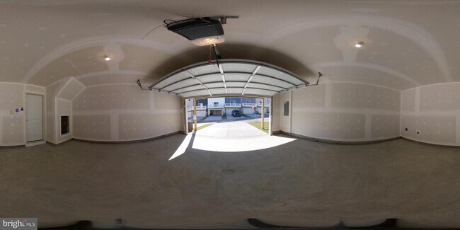 Building Photo - 1928 Fauna Dr