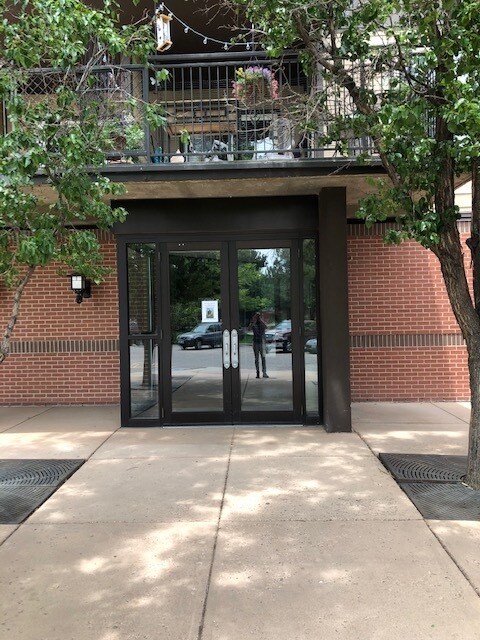 Building Photo - 15475 Andrews Dr