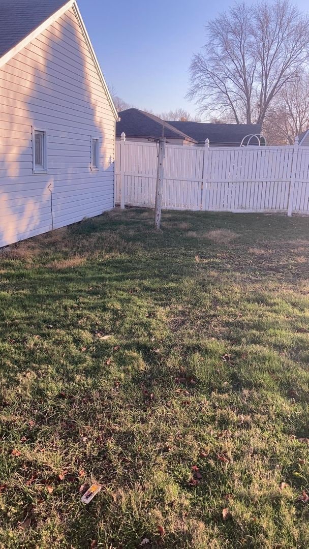 Building Photo - Newly renovated 2 bedroom