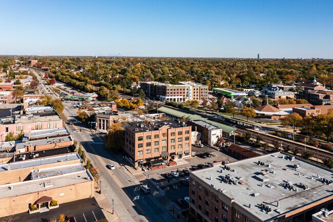 Aerial Photo - 105 W St. Charles Rd