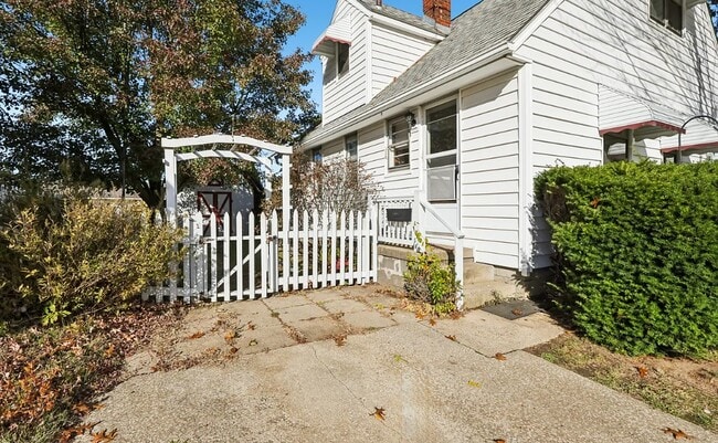 Building Photo - 2780 Cory Ave