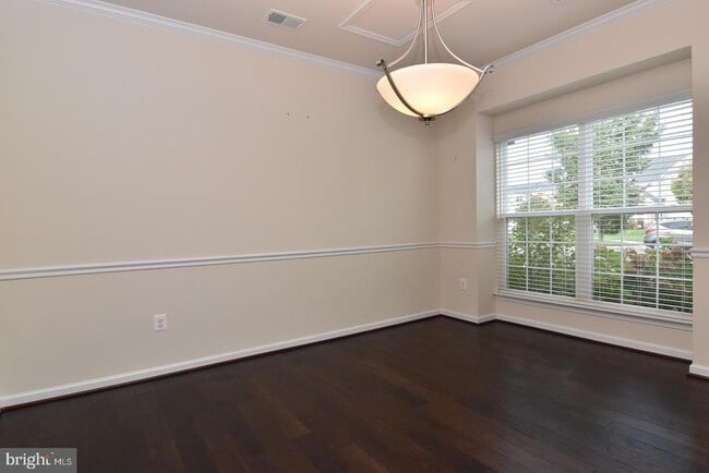 Building Photo - 20560 Charlotte Blvd