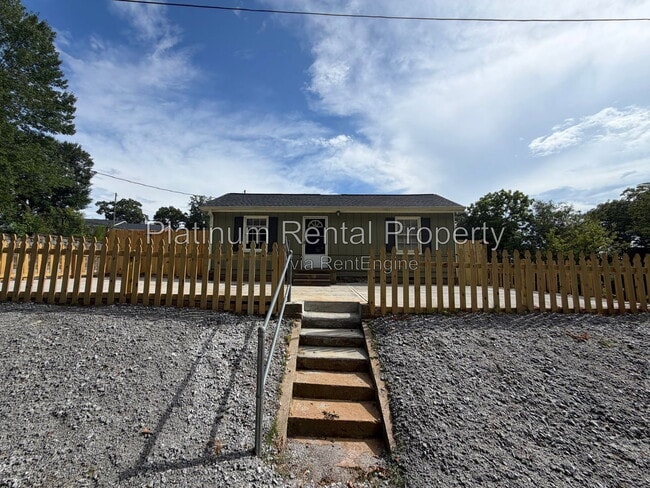 Building Photo - 1868 Quarry Rd