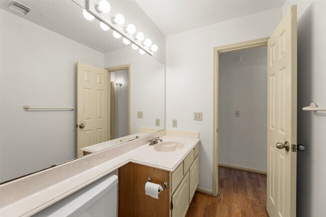 Building Photo - 38 Tall Sky Pl