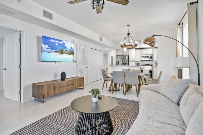 Building Photo - 701 Pilot Ln