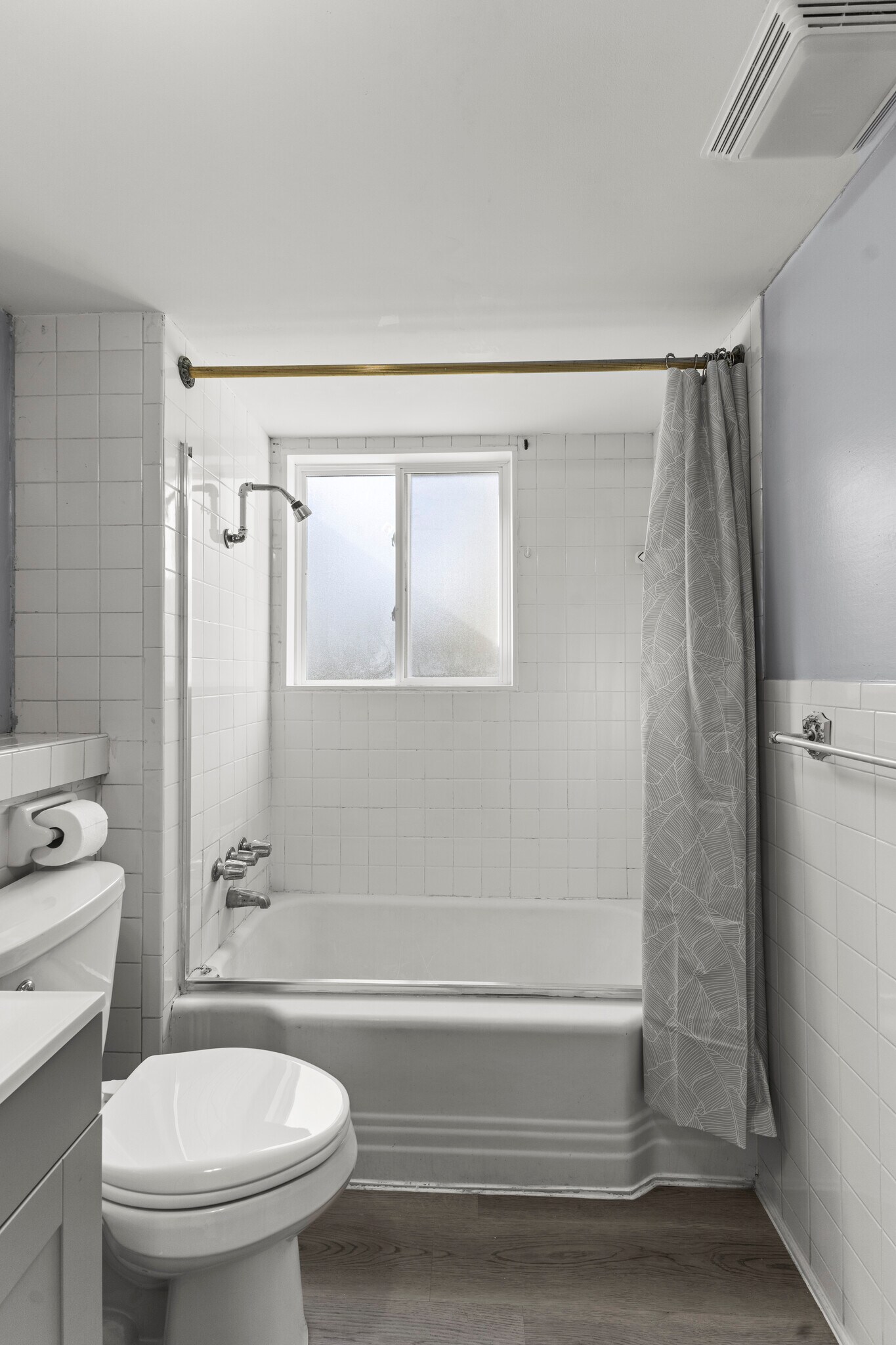 Building Photo - 5013 Eastview Terrace