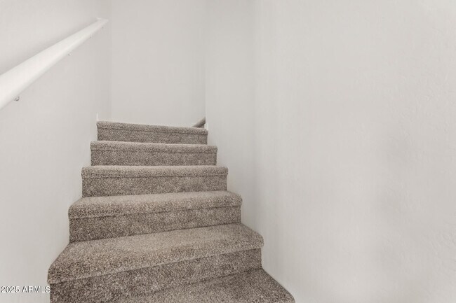 Building Photo - 331 W Mammoth Cave Dr