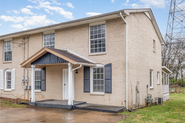 Building Photo - 765 Huntington Pkwy