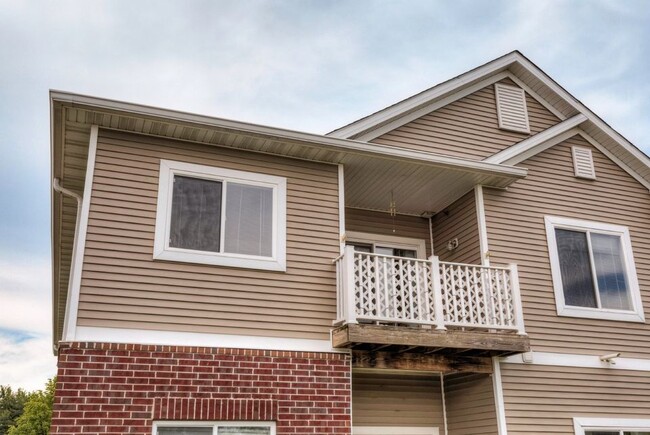 Building Photo - 1207 N 6th St