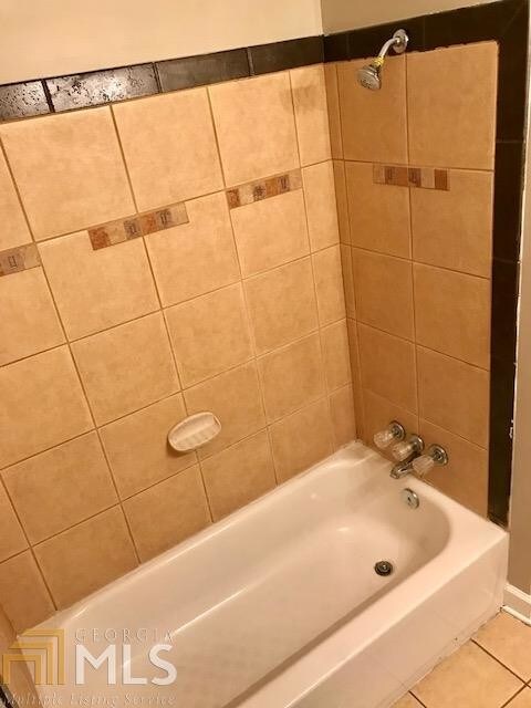 Building Photo - 1960 W Kimberly Rd SW