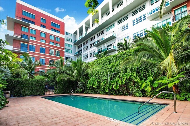 Building Photo - 1749 NE Miami Ct