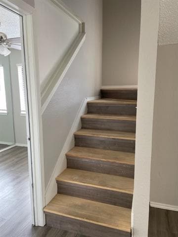 Building Photo - 9831 W Walnut St