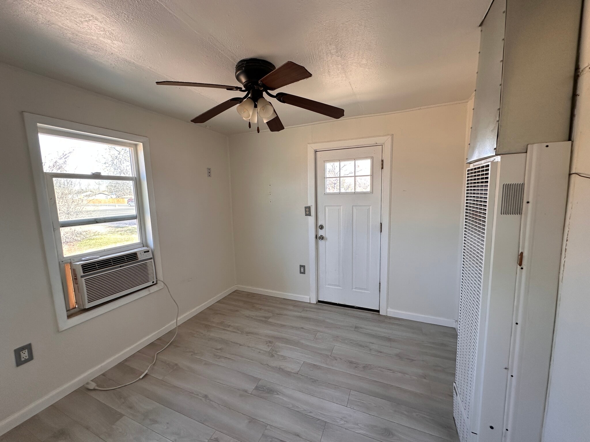 Living room - 1134 Brighton St