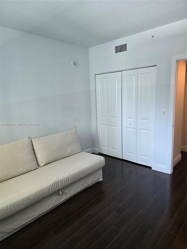 Building Photo - 1250 S Miami Ave