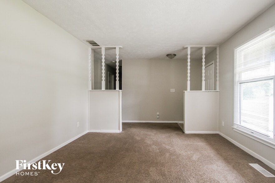 Building Photo - 4025 Mi Casa Ave