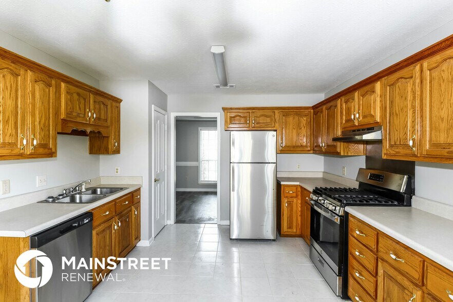 Building Photo - 498 W Tipton Lake Cir