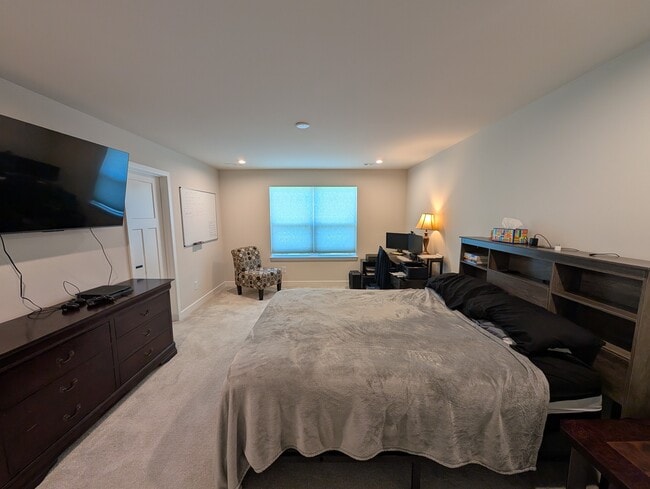 Building Photo - 1189 Riverbrook Dr