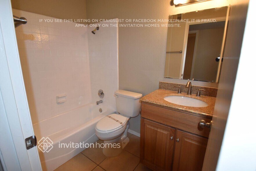 Building Photo - 1296 W Tulsa St