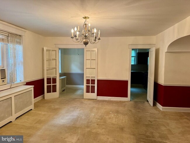 Building Photo - 8235 Brookside Rd