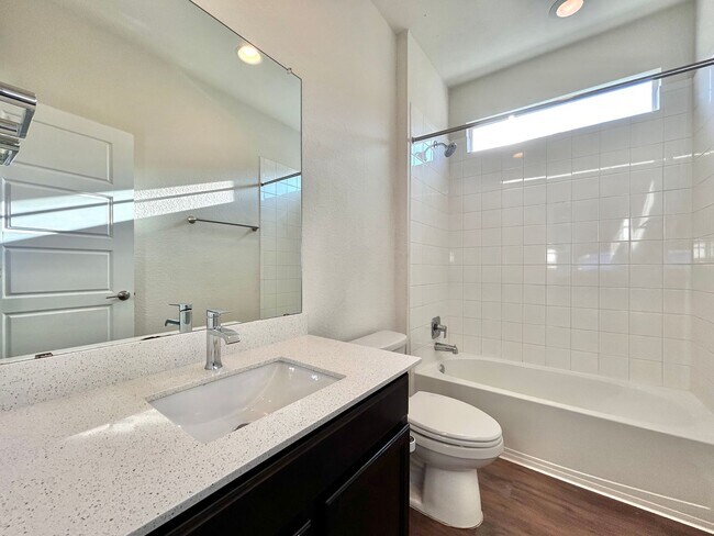 Building Photo - Spacious 4/BR 3/BA Home with Modern Upgrades