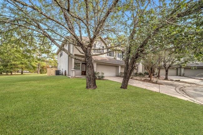 Building Photo - 30 Baccara Pl