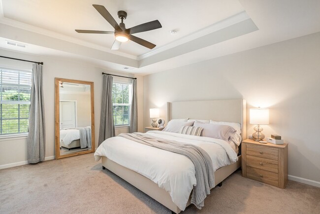 Building Photo - Premier End-Unit Townhome in Valley Run: A...
