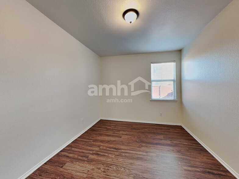 Building Photo - 1509 Marble Cove Ln