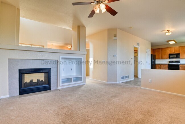 Building Photo - 4173 Knollvale Dr