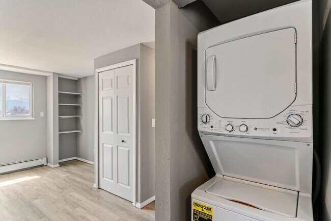 Building Photo - 6765 Pahokee Ct