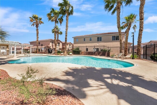 Building Photo - 66 Belle Maison Ave